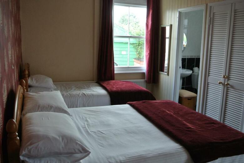 Bed & Breakfast Old Castle Farm Guest House