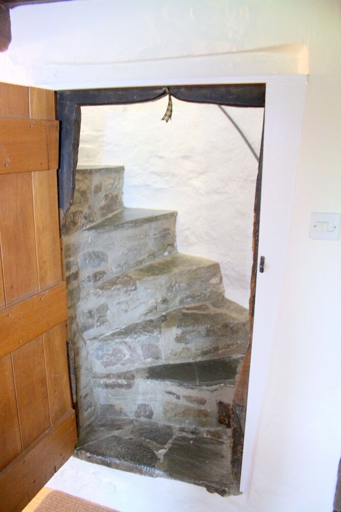 Bed & Breakfast Lower Tresmorn Farmhouse