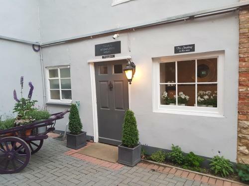 Stoneleigh House Boutique Hotel