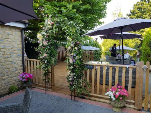 Stoneleigh House Boutique Hotel