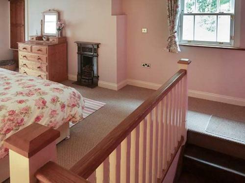 Gardener's Cottage, Chesterfield
