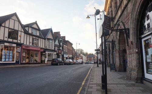 The Alderley Apartment