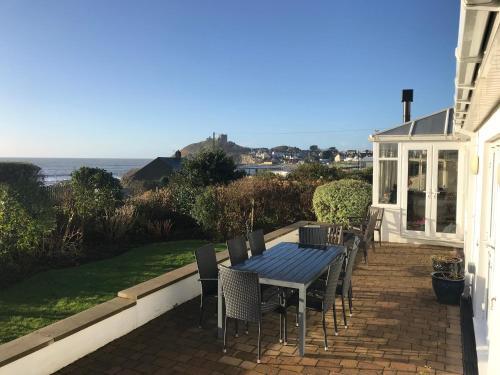 The Beach House, Criccieth