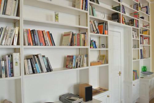 Apartamento 2 Bedroom Georgian Flat In New Town Accommodates 5