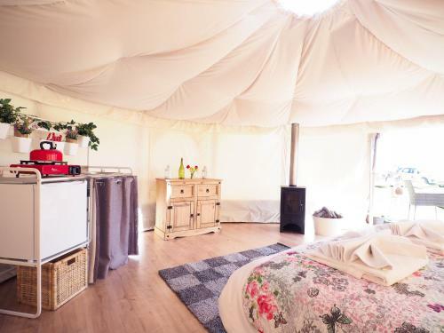 Old Dairy Farm Glamping