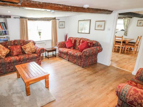 Hill Farm Cottage, Freshwater
