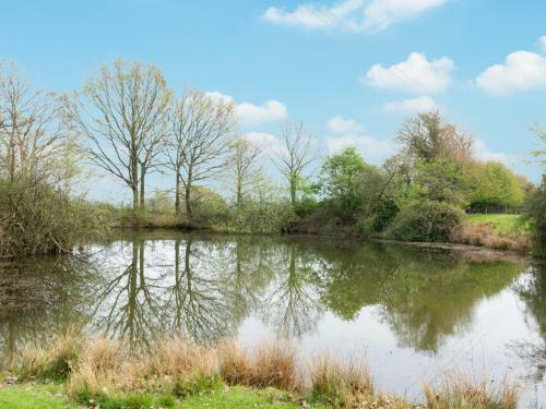 Detached Holiday Home In Frittenden With Garden