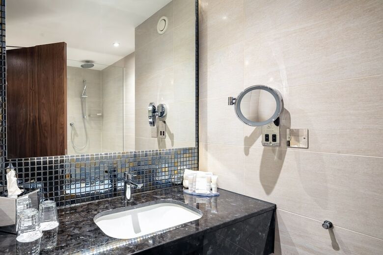 Hotel Crowne Plaza London Heathrow T4