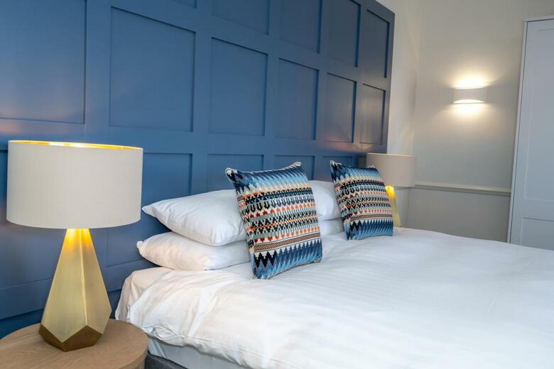 The Golden Lion Hotel