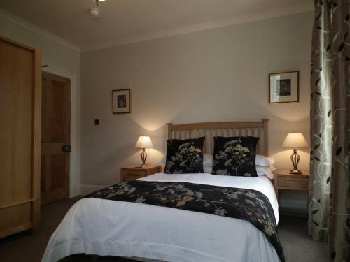 Hostal The Beeches Guest House