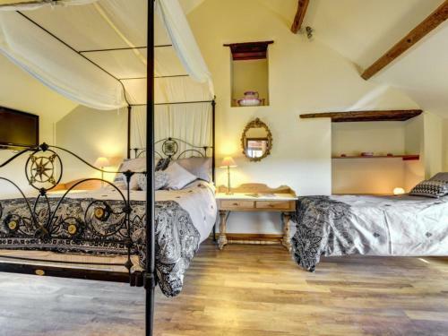 Holiday Home Llofft Y Rhyd
