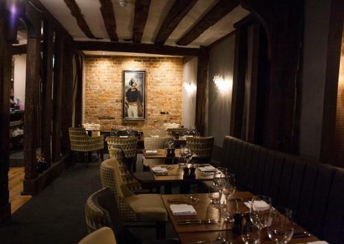 The Swan Hotel Bar And Grill