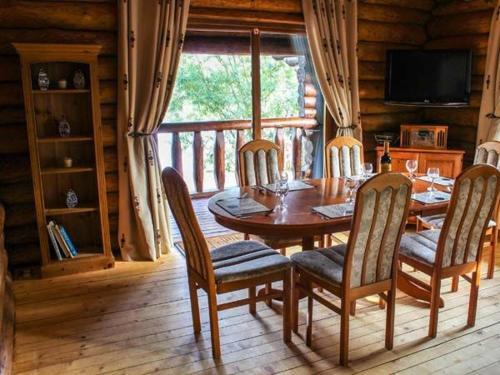 Nightingale Lodge