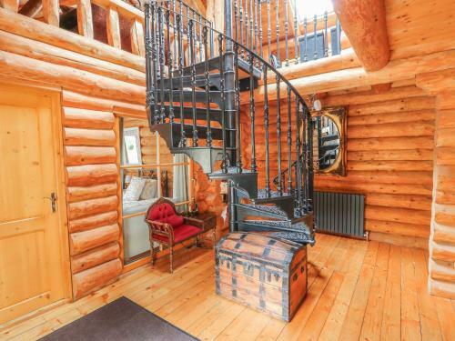 Woodpecker Lodge, Lincoln