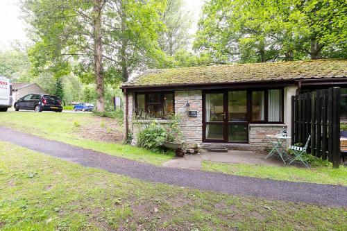 Cosy Woodland Home