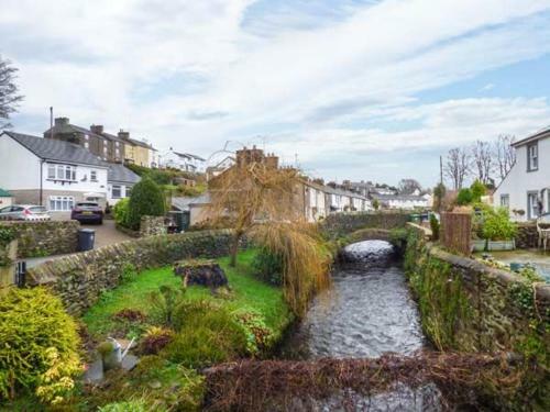 Bluebell Cottage, Grange-over-sands