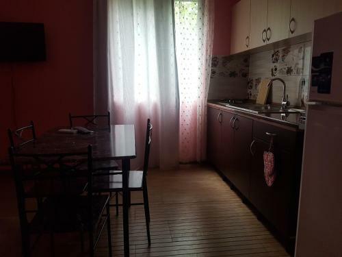 Hostal Cozy Guest House In Batumi