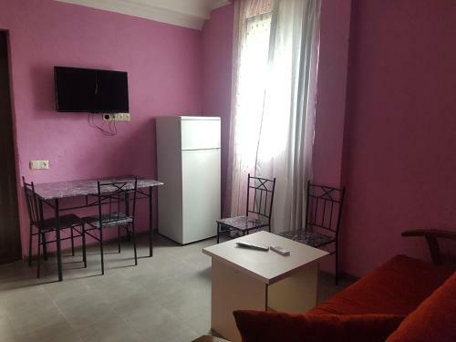 Hostal Cozy Guest House In Batumi