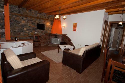 Hostal Traditional Guesthouse Siantsis