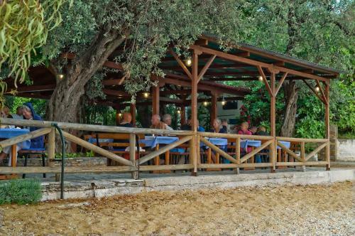 Aparthotel Hotel Apartments Sikia II