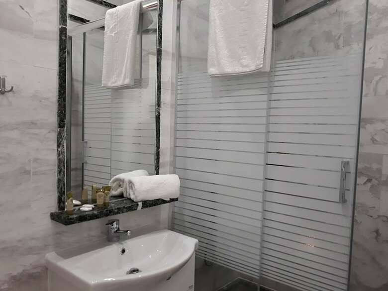 Kinira Beach Hotel