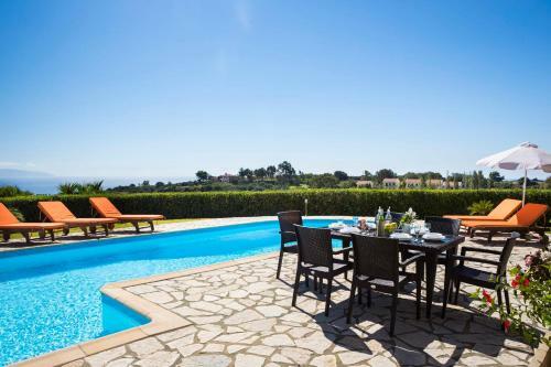 Kleismata Villa Sleeps 6 Pool Wifi