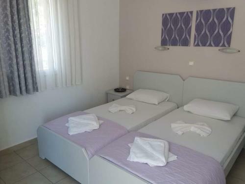 Hotel John Akroyiali