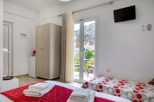 Hotel John Akroyiali