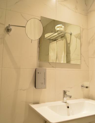 Alexakis Hotel & Spa