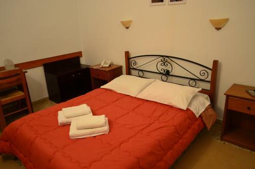 Hostal Anixis Hotel