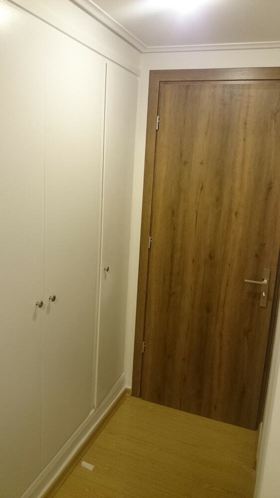 Hostal Flisvos Rooms