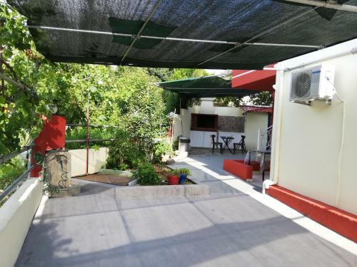 Grande Apartments