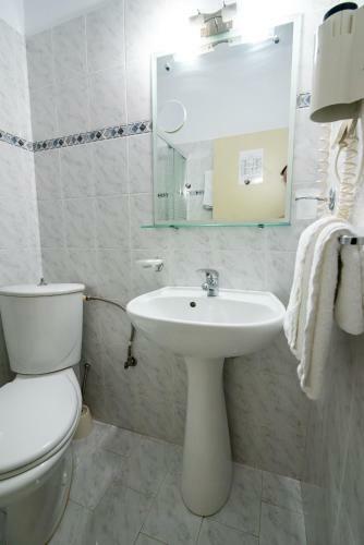 Dionisos Hotel