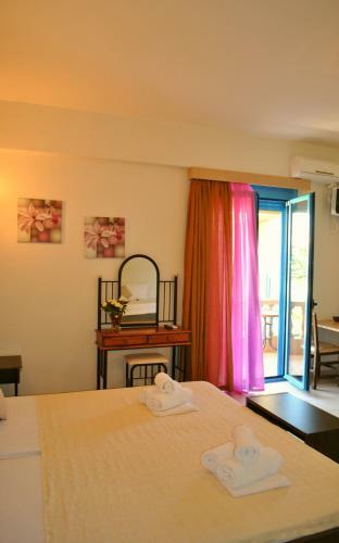 Aparthotel Iliovasilema Hotel