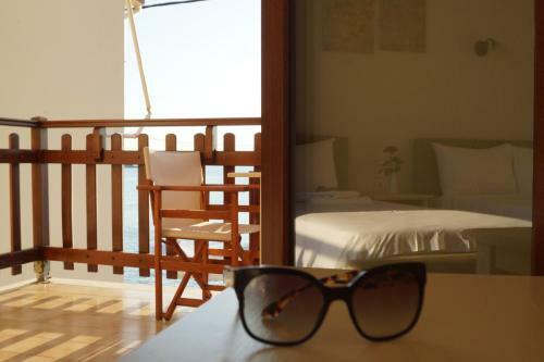 Hostal Argo Rooms And Studios