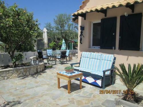 Spacious Holiday Home Near Beach In Messinia