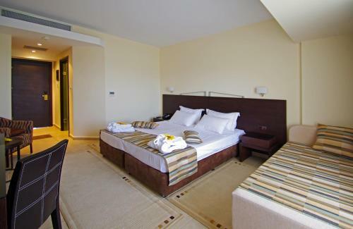 Hotel Cronwell Platamon Resort Ultra All-inclusive