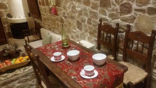Lithos Traditional Guest Houses