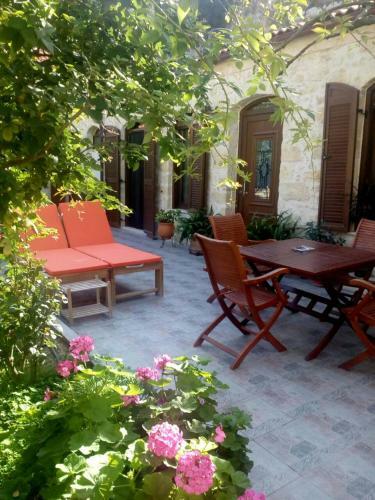 Apartamento Artemisia Traditional Home