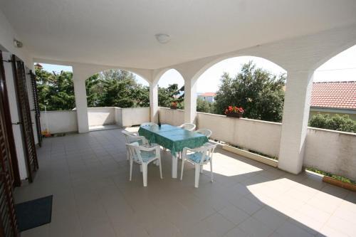 Apartments With A Parking Space Mandre, Pag - 6517