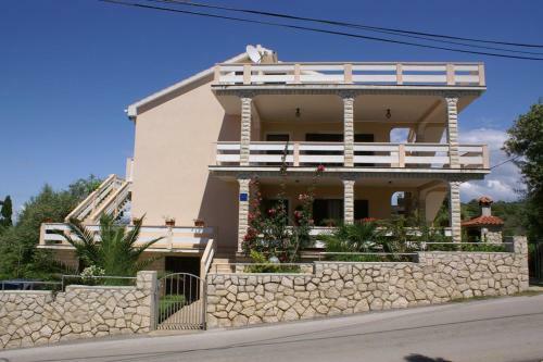 Apartments With A Parking Space Lun, Pag - 4062