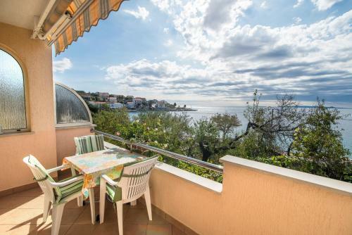 Hostal Apartments Luci And Kety