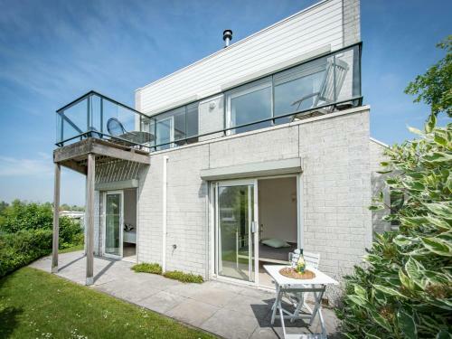 Detached Water Villa In Kortgene By The Sea