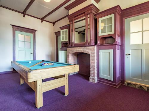 Spacious Villa In Sint Jacobiparochie Near Sea