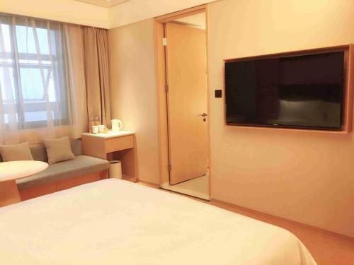 Ji Hotel Jining Jiningyu Road Guihe Plaza