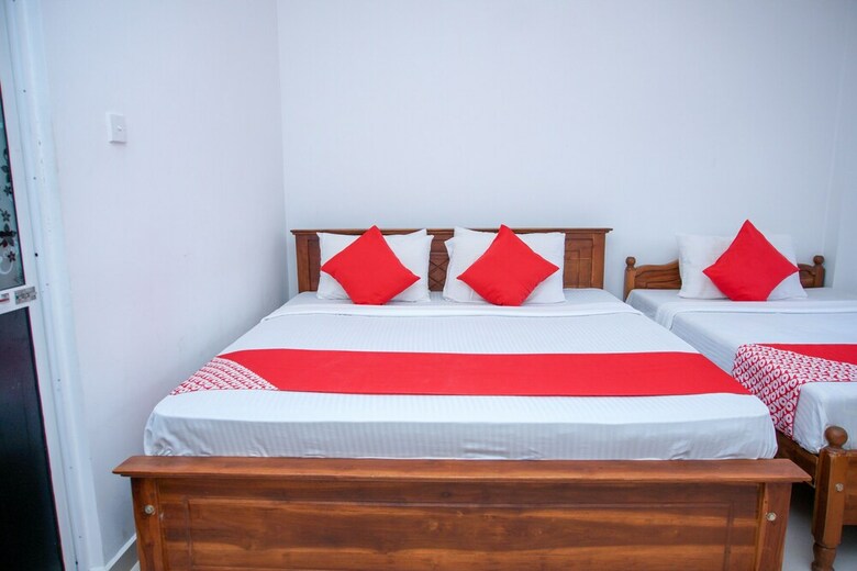 Hotel Oyo 380 Sapphire Home Stay