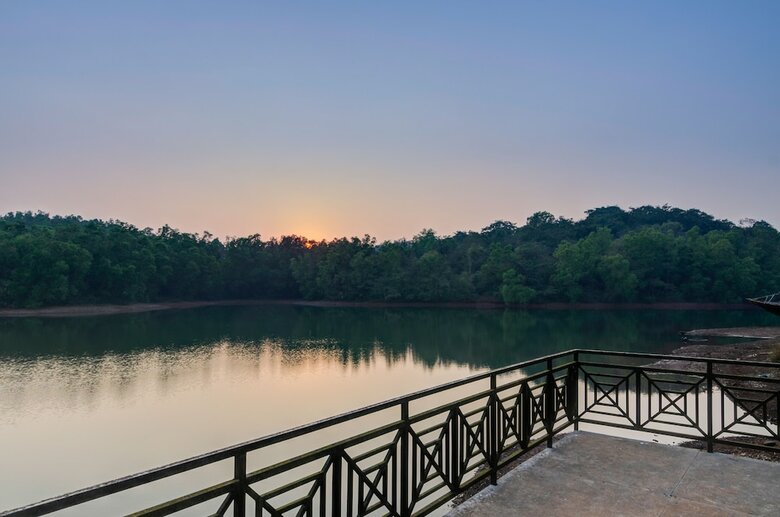 Hotel Shantai By The Lake