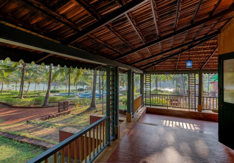 Hotel Shantai By The Lake
