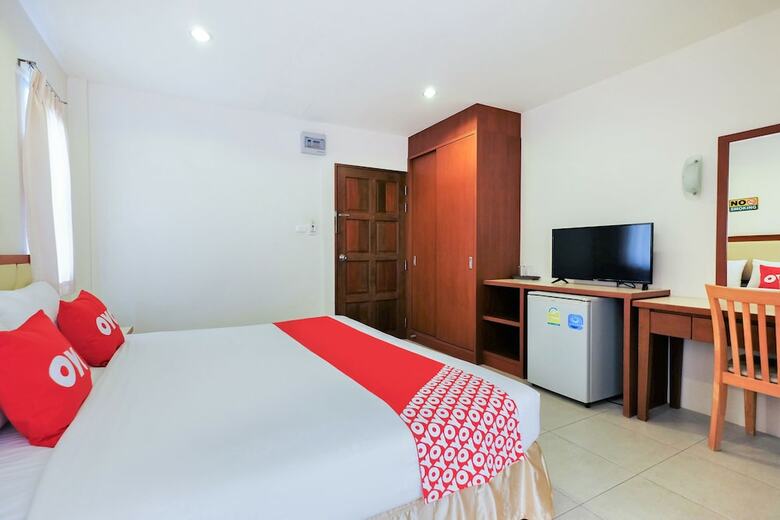 Hotel Oyo 605 Lake View Phuket Place