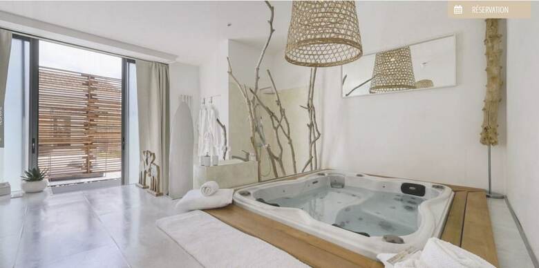 Bed & Breakfast Mas Sainte Marie - Suites Jacuzzi Priv�